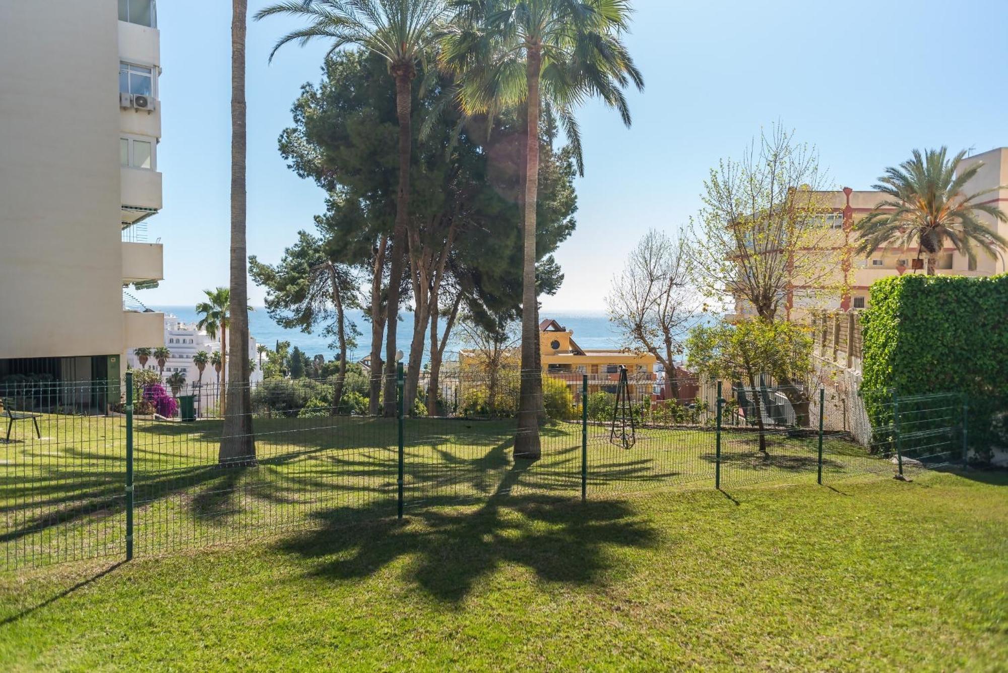 Torremolinos Yellow Fabuloso Andra מראה חיצוני תמונה